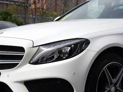 2017�� �Ŀ� C 200 ���нγ�