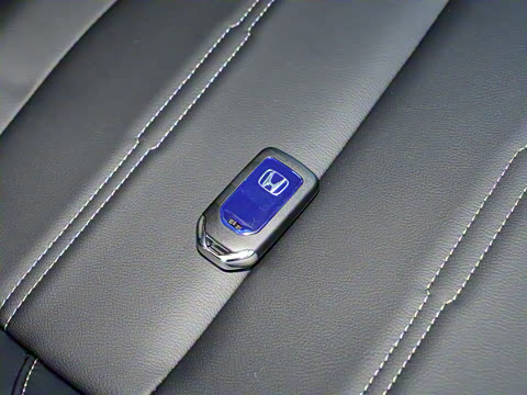 2021�� �񡤻춯e+ 2.0L ��ǰ�