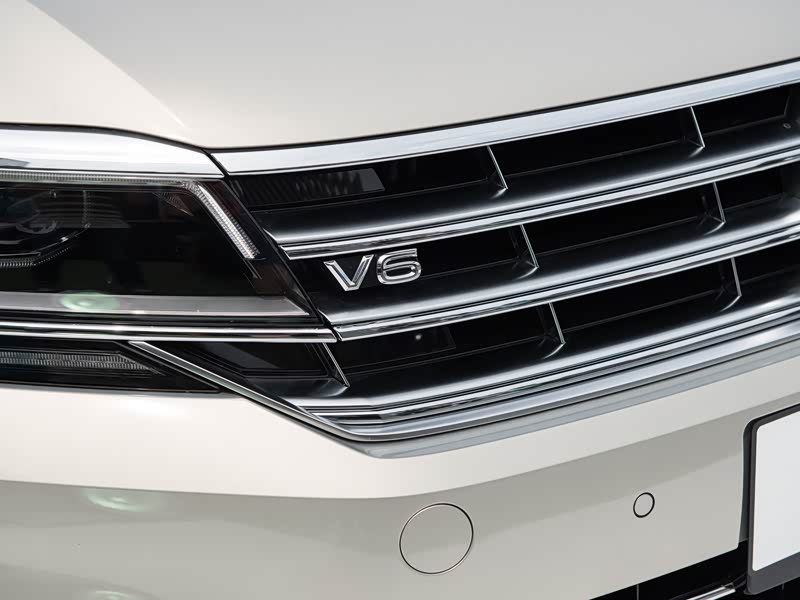 上汽大众 辉昂 2016款 480 v6 四驱行政旗舰版