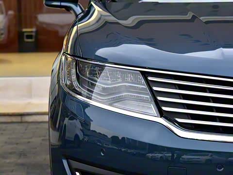 2015�� 2.7T ������ҫ��