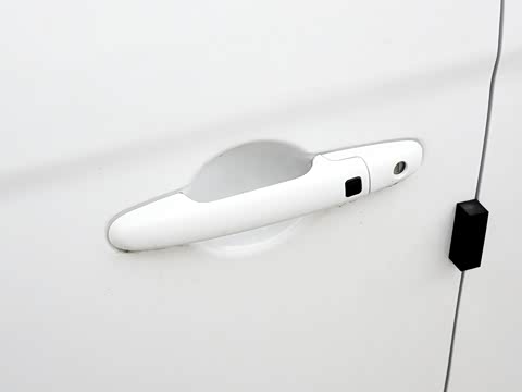 2016�� 1.6L �ֶ�������