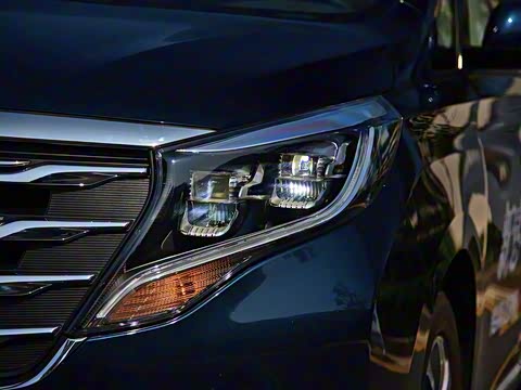 2018�� 320T �콢��