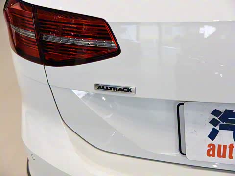 2017�� 380TSI �������а�