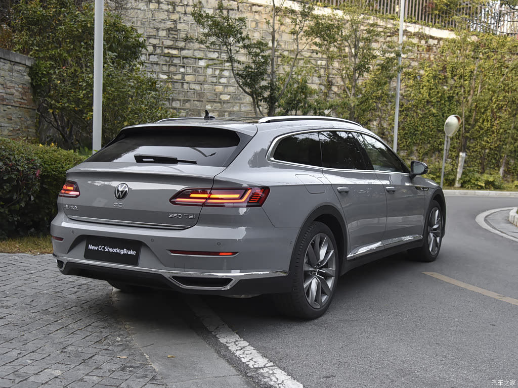 2021款 猎装车 380tsi 猎风版