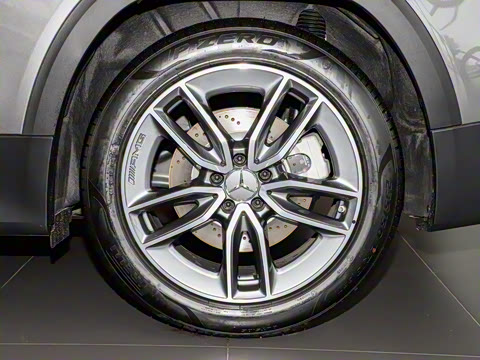 2021�� AMG GLB 35 4MATIC