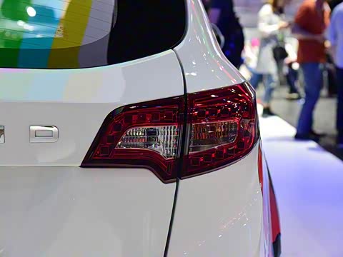 2016�� Plus 1.5T �ֶ����а�