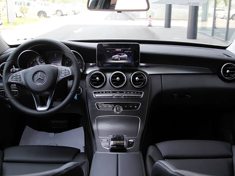 北京奔驰 奔驰c级 2015款 改款 c 180 l 运动型