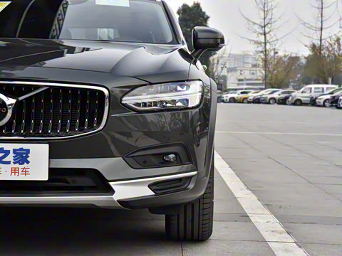 2021�� Cross Country B5 AWD ��Զ��