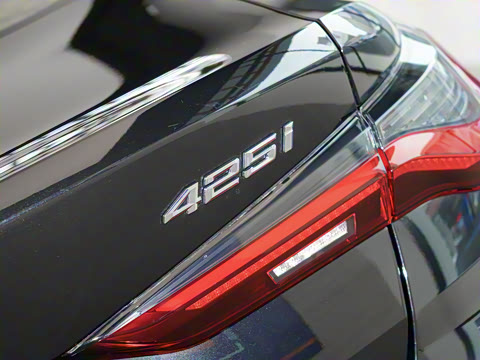 2021�� �Ŀ� 425i M�˶���װ