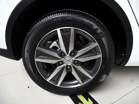 2016�� 1.6L �ֶ�������