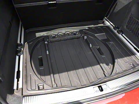 2017�� Avant 40 TFSI �˶���