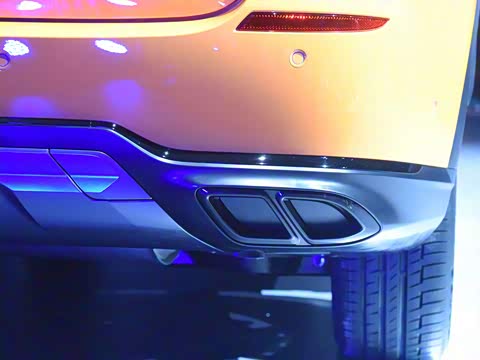 2022�� ��-�����˶�ϵ�� 1.5T ���װ�