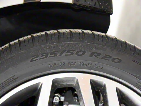 2021�� ����L 249PS R-Dynamic SE ������