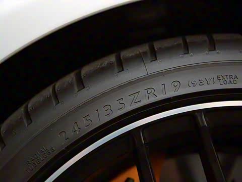 2017�� AMG C 63 S