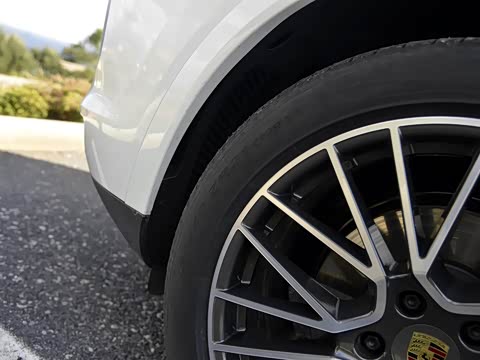 2018�� Cayenne 3.0T