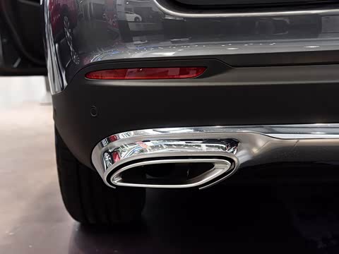 2016�� GLC 300 4MATIC ������