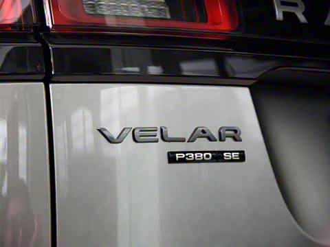 2017�� P380 R-DYNAMIC SE