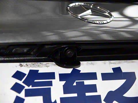 2016�� GLC 300 4MATIC ������