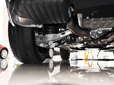 2017�� P380 R-DYNAMIC SE