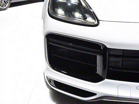 2018�� Cayenne Turbo 4.0T