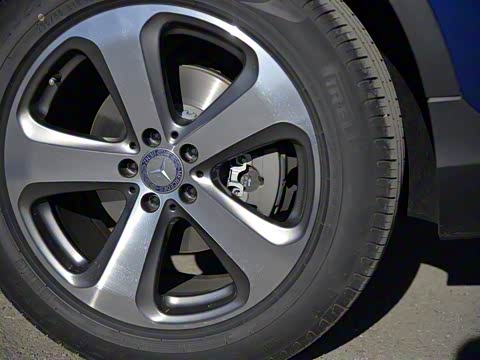 2016�� GLC 260 4MATIC ������