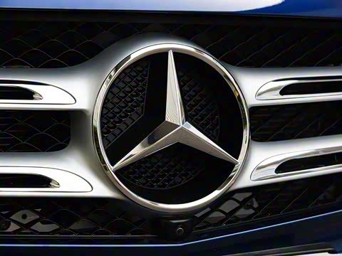 2018�� GLC 260 4MATIC ������