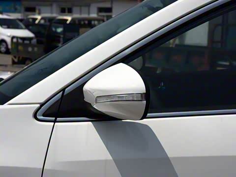 2016�� 1.8L �ֶ�������