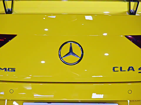 2021�� AMG CLA 45 S 4MATIC+