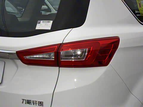 2017�� 1.8L �ֶ�ʵ����