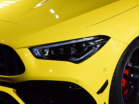 2021�� AMG CLA 45 S 4MATIC+