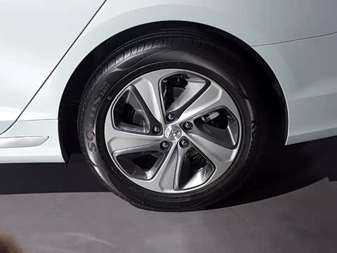 2016�� 2.0L hybrid HL������