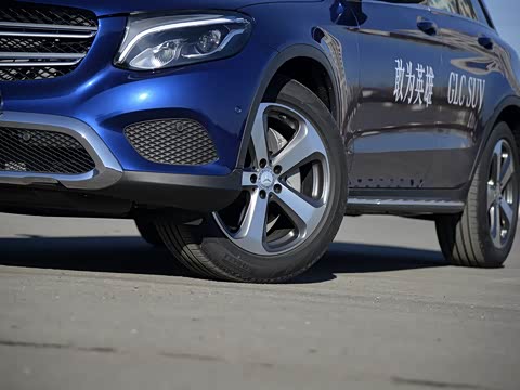 2016�� GLC 260 4MATIC ������