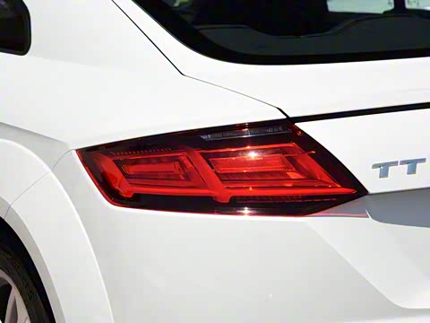 2017�� TT Coupe 45 TFSI