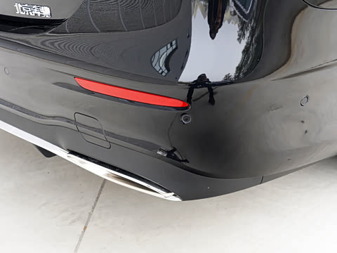 2021�� �Ŀ� E 300 L �˶�ʱ����