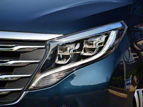 2018�� 320T �콢��