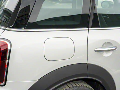 2022�� 1.5T COOPER ALL4 ���ͼ�