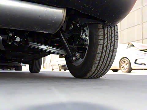 2017�� ǿ������ 1.6L �ֶ�������