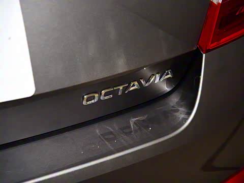 2016�� 1.6L �Զ����а�