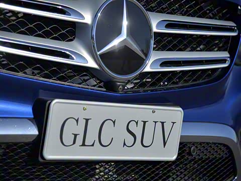 2016�� GLC 260 4MATIC ������