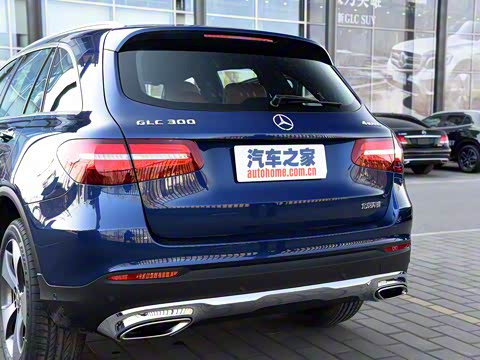 2016�� GLC 300 4MATIC ������