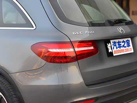 2016�� GLC 260 4MATIC ������