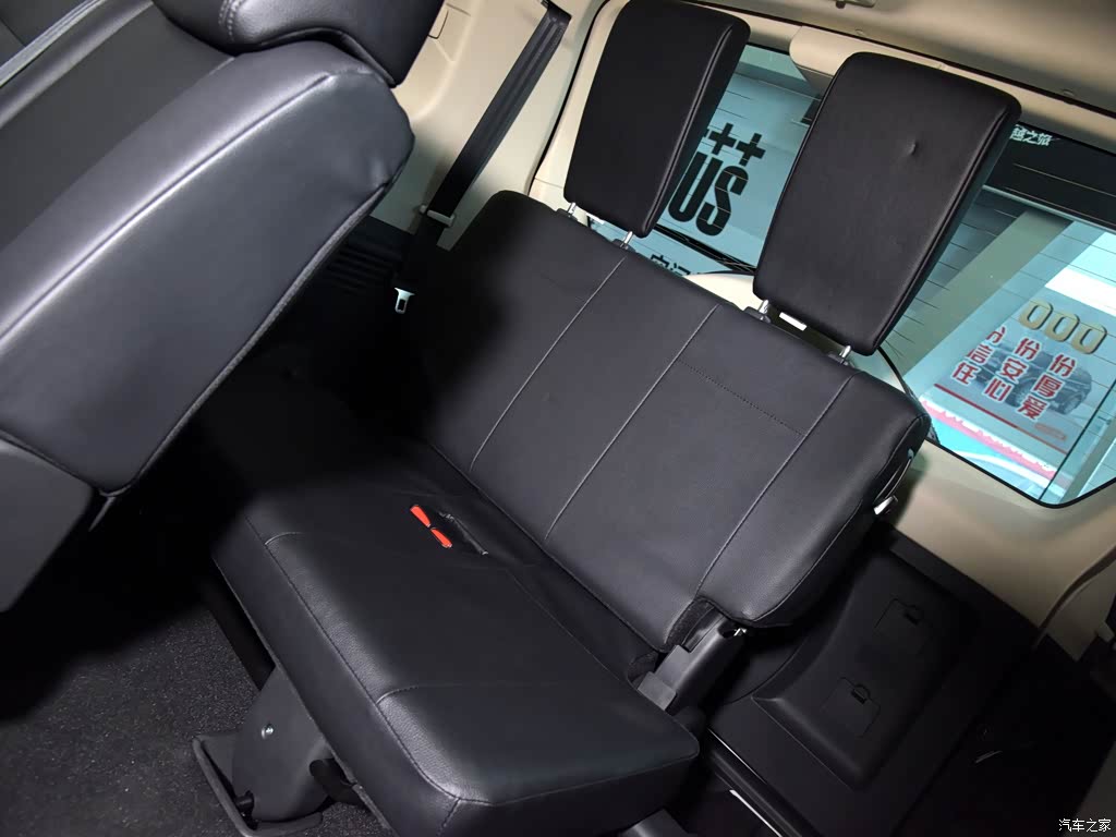 2016款 3.0l 自动豪华版 国v