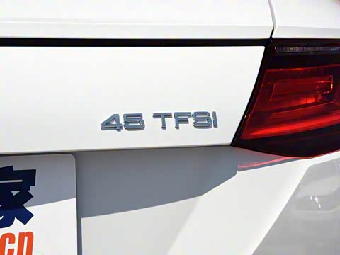 2017�� TT Coupe 45 TFSI