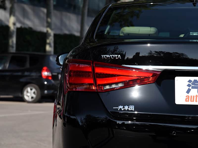 一汽丰田 皇冠 2015款 2.0t 尊享版