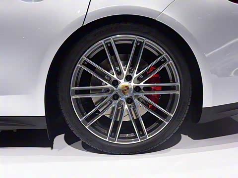 2017�� Panamera Turbo Sport Turismo 4.0T