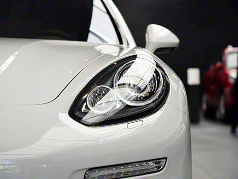 2016�� Panamera Executive Edition 3.0T