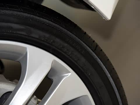 2015�� ���� 1.4L �ֶ�������