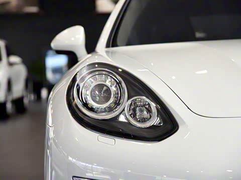 2016�� Panamera Executive Edition 3.0T