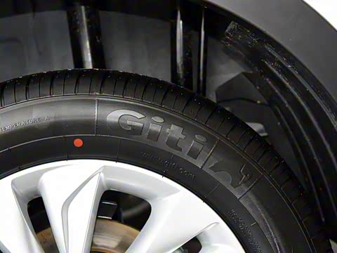 2017�� 1.6L �ֶ�������