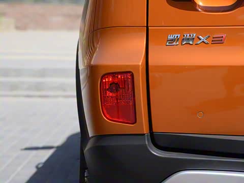 2016�� 1.6L �ֶ�����V��